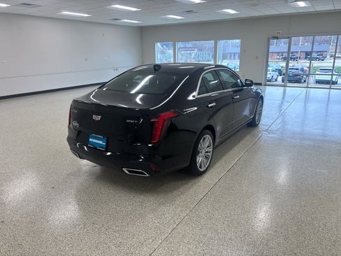 Used 2025 Cadillac CT4 Premium Luxury image 5