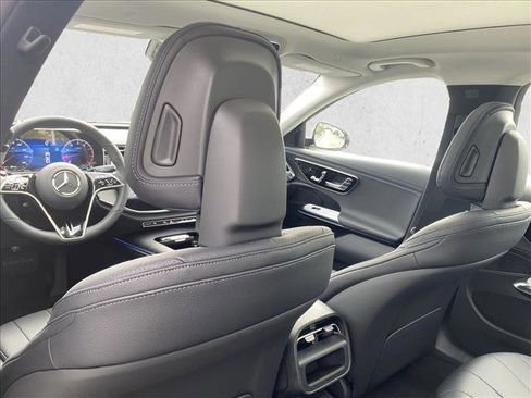 Certified 2025 Mercedes-Benz E 350 4MATIC Sedan image 18