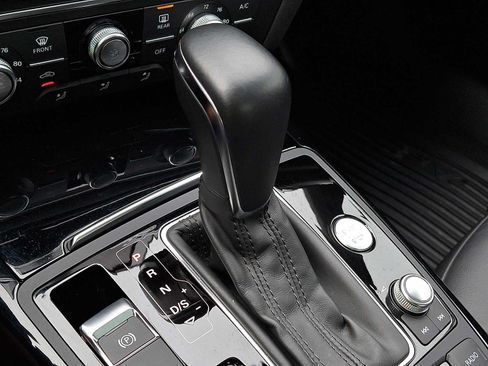 Used 2018 Audi A6 2.0T Premium w/ Cold Weather Package AWD/4WD image 13