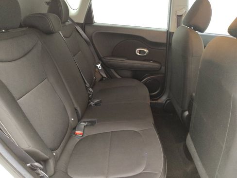 Used 2019 Kia Soul FWD image 19