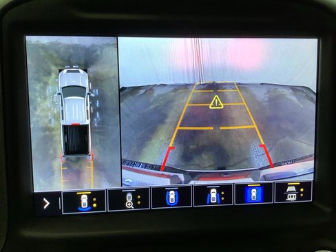 Used 2023 GMC Sierra 2500 Denali w/ Denali Ultimate Package image 25