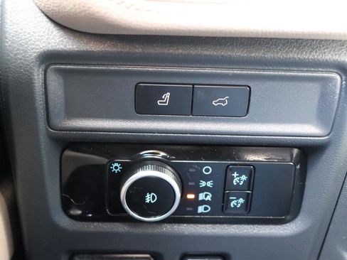 Used 2024 Ford Expedition Limited image 51