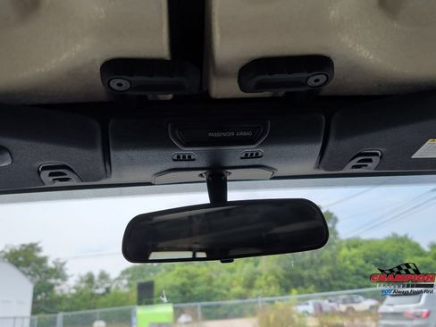 Used 2018 Jeep Wrangler Unlimited Sport S AWD/4WD image 33