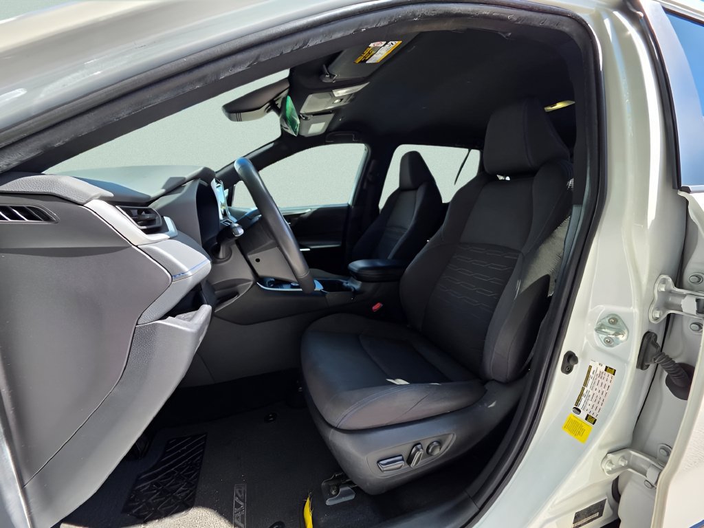 Used 2024 Toyota RAV4 SE AWD/4WD image 10