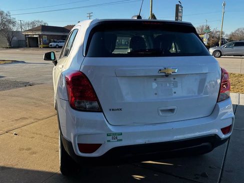 Used 2018 Chevrolet Trax LS image 7