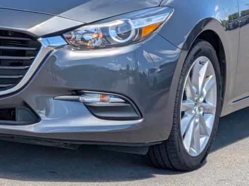 Used 2017 MAZDA MAZDA3 Touring FWD image 10