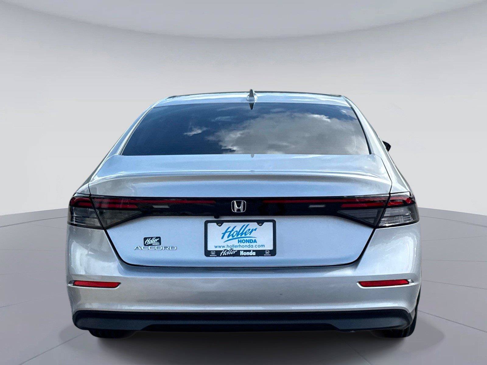 Certified 2024 Honda Accord LX image 5
