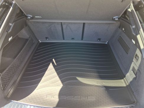 New 2026 Porsche Cayenne GTS AWD/4WD image 23