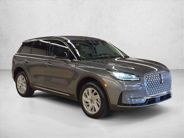 Used 2023 Lincoln Corsair FWD image 3
