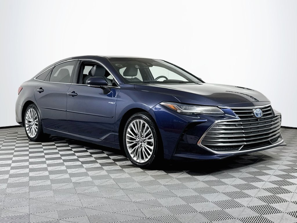 Used 2020 Toyota Avalon Limited w/ Advanced Safety Package FWD image 1