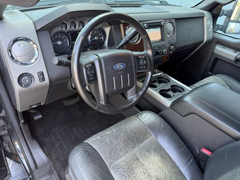 Used 2011 Ford F250 Lariat w/ Camper Pkg AWD/4WD image 12