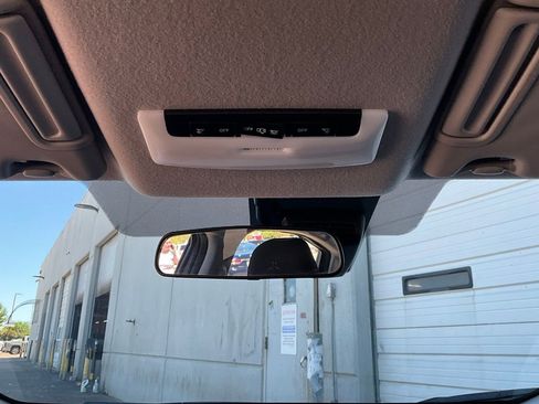 Used 2025 Nissan Versa SV image 15