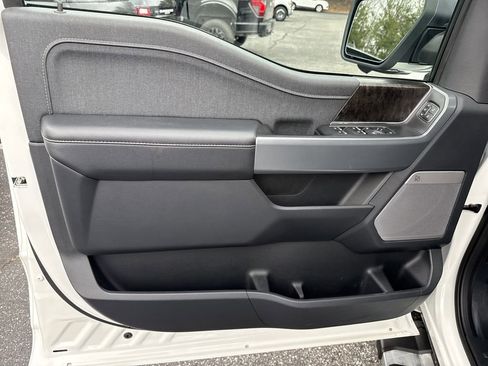 Used 2023 Ford F150 Lariat w/ Equipment Group 502A High image 10