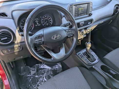 Used 2020 Hyundai Kona SEL image 10