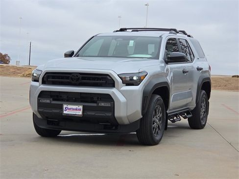 New 2025 Toyota 4Runner SR5 image 3