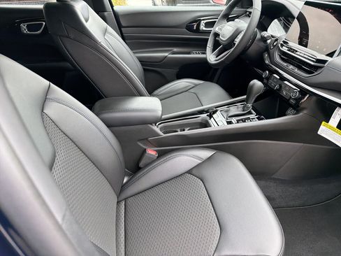 New 2026 Jeep Compass Latitude AWD/4WD image 4