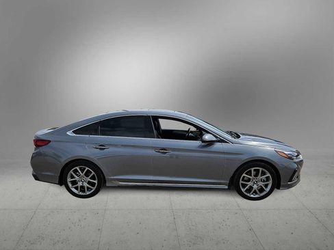 Used 2018 Hyundai Sonata Limited image 9