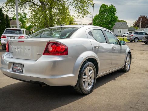 Used 2012 Dodge Avenger SXT FWD image 5