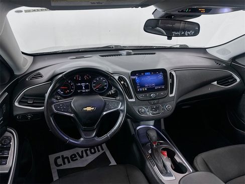 Used 2021 Chevrolet Malibu RS image 20