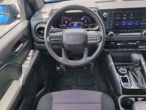 Used 2024 Chevrolet Colorado Trail Boss w/ Technology Package AWD/4WD image 17