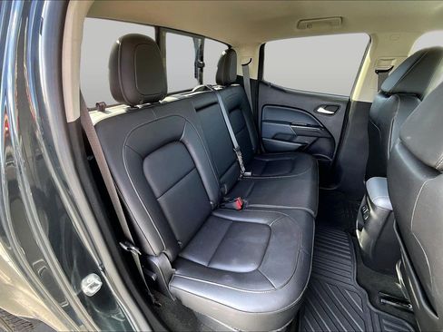 Used 2018 Chevrolet Colorado Z71 image 24