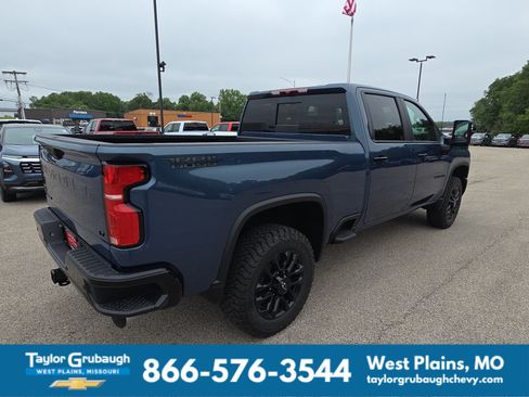 New 2026 Chevrolet Silverado 2500 LT w/ Trail Boss Package AWD/4WD image 9