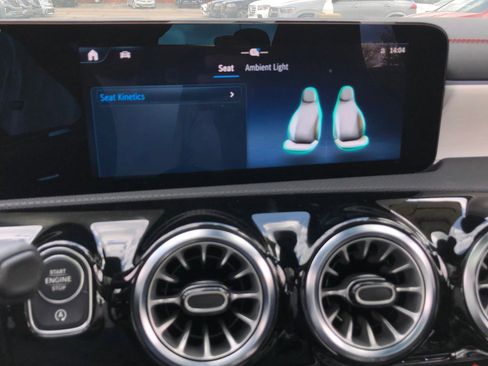 New 2025 Mercedes-Benz CLA 250 4MATIC image 23