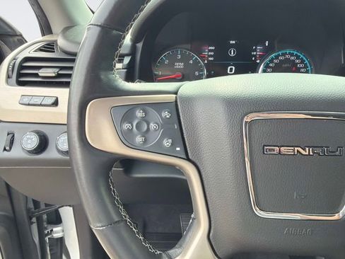 Used 2019 GMC Yukon Denali w/ Denali Ultimate Package image 26