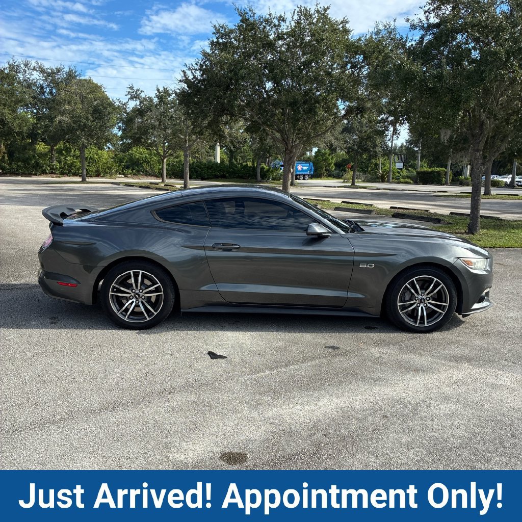 Used 2016 Ford Mustang GT RWD image 8