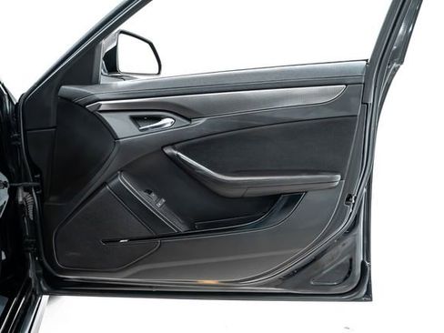 Used 2010 Cadillac CTS V image 26