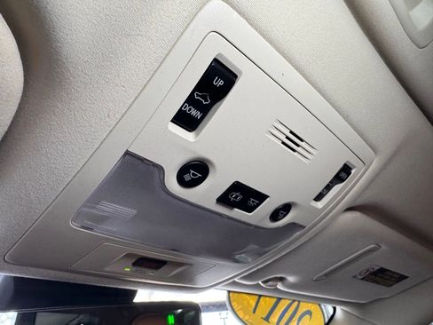 Used 2017 Lexus IS 300 AWD w/ Premium Package image 34