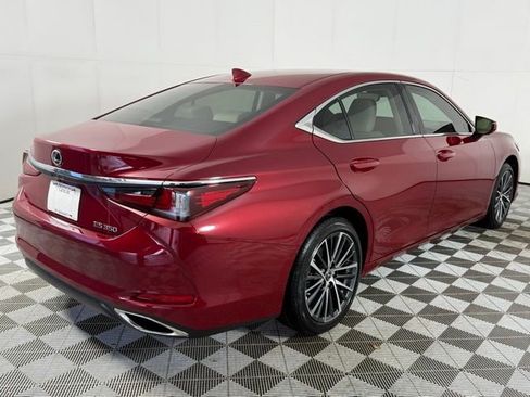 New 2025 Lexus ES 350 w/ Premium Package image 11