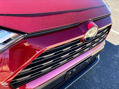 Used 2025 Toyota RAV4 LE image 26