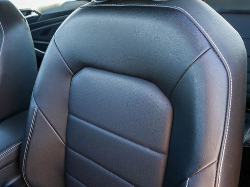 Used 2024 Volkswagen Jetta SE image 26