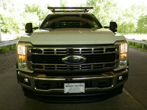 Used 2024 Ford F550 4x4 Crew Cab Super Duty image 21