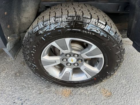 Used 2015 Chevrolet Colorado Z71 AWD/4WD image 49