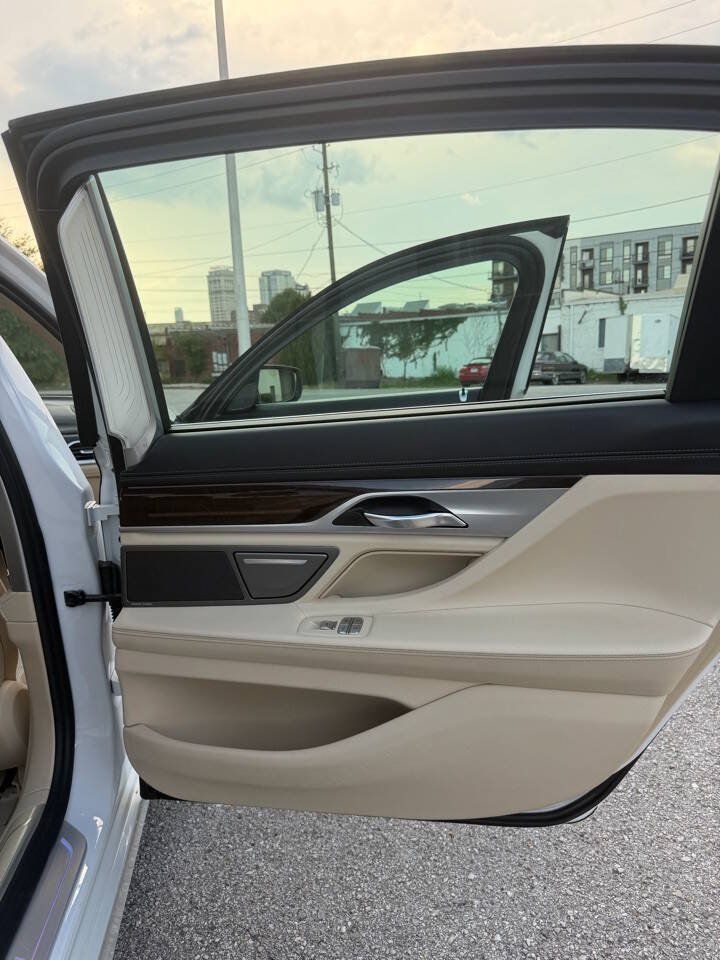 Used 2017 BMW 740i RWD image 24