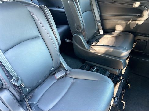 Used 2024 Honda Odyssey Sport image 28