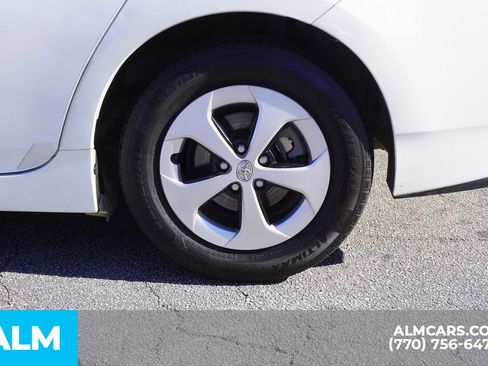 Used 2013 Toyota Prius One image 16