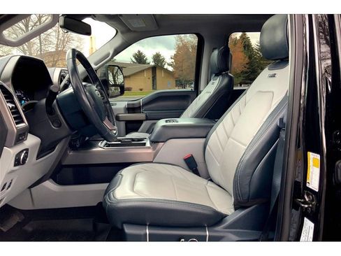 Used 2022 Ford F350 Limited image 27