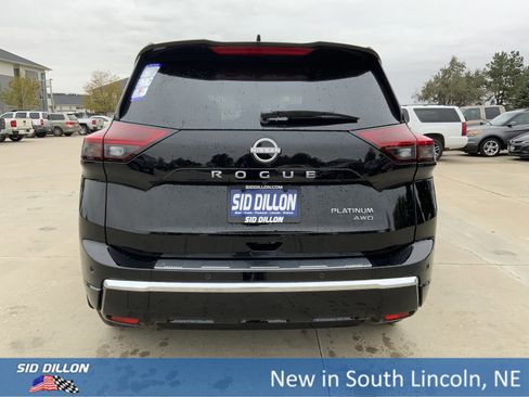 New 2026 Nissan Rogue Platinum w/ Platinum Premium Package image 4
