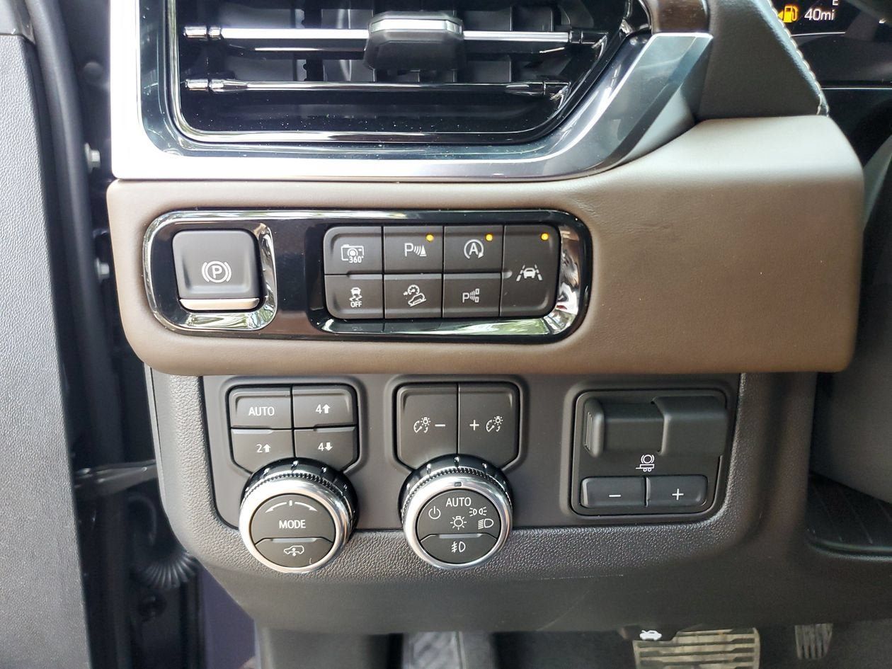 New 2026 GMC Yukon XL Denali Ultimate AWD/4WD image 29