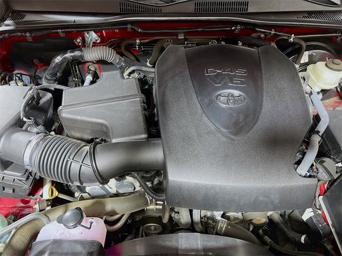 Certified 2022 Toyota Tacoma SR image 27