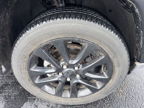 Used 2017 Jeep Grand Cherokee Altitude image 29