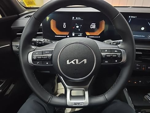 Used 2025 Kia K5 GT-Line w/ GT-Line Premium Package FWD image 19