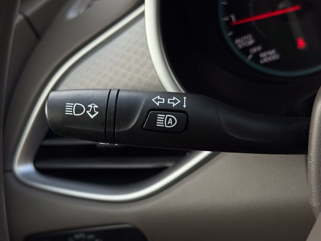 Used 2024 Chevrolet Malibu LS FWD image 23