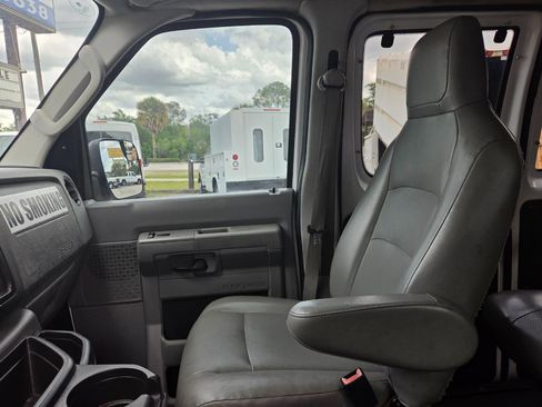 Used 2012 Ford E-350 and Econoline 350 XL w/ PWR Windows & Locks Group image 16