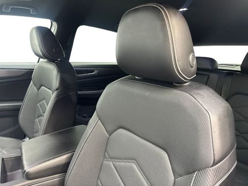 Used 2024 Volkswagen Atlas Cross Sport SE image 28