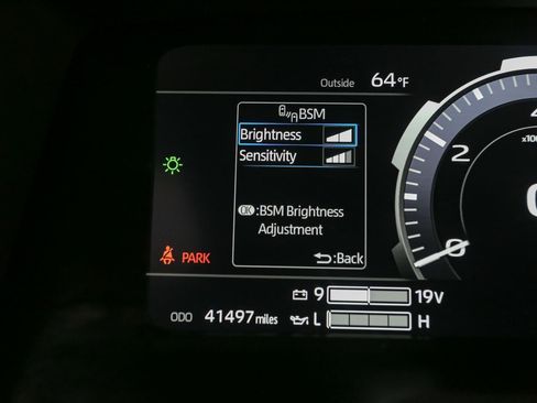 Used 2023 Toyota Sequoia Platinum image 40