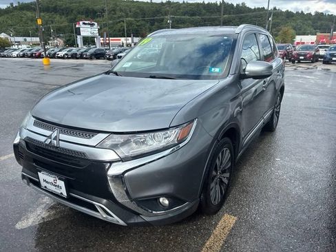 Used 2019 Mitsubishi Outlander ES AWD/4WD image 2